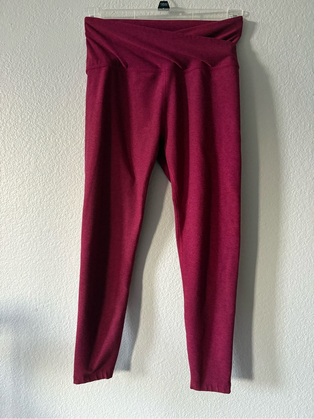 Beyond Yoga Leggings in Burgundy